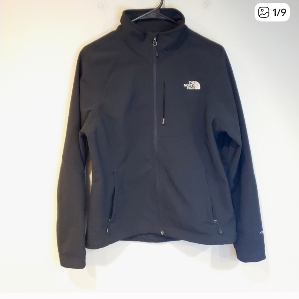 The North Face women’s Black Performance Jacket
